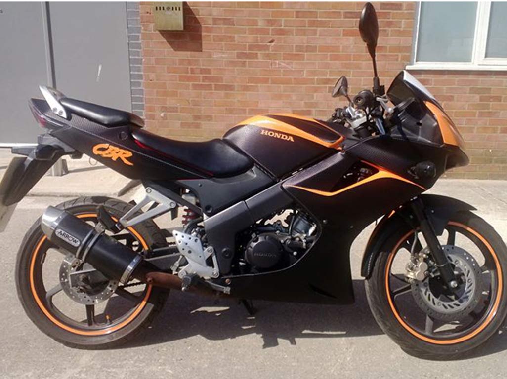Colour change on CBR 125